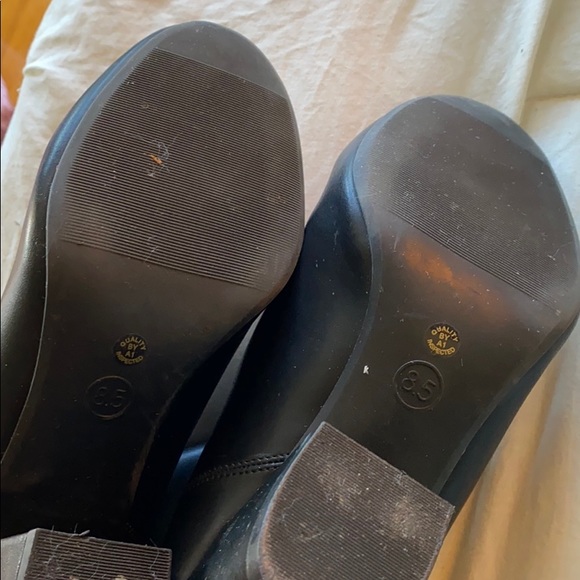 Black booties- Sz 8.5/38.5 - Picture 3 of 6